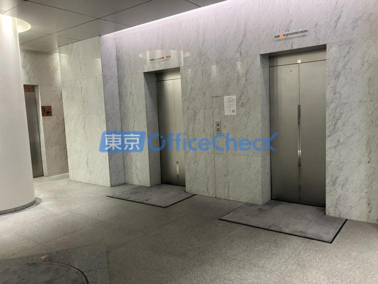 ７１１ビルディング