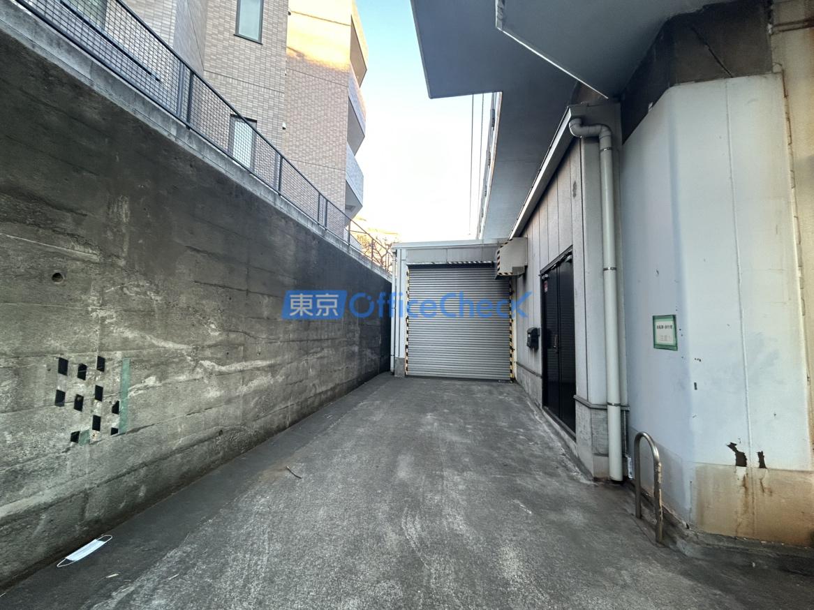 大井町北千束高架下建物