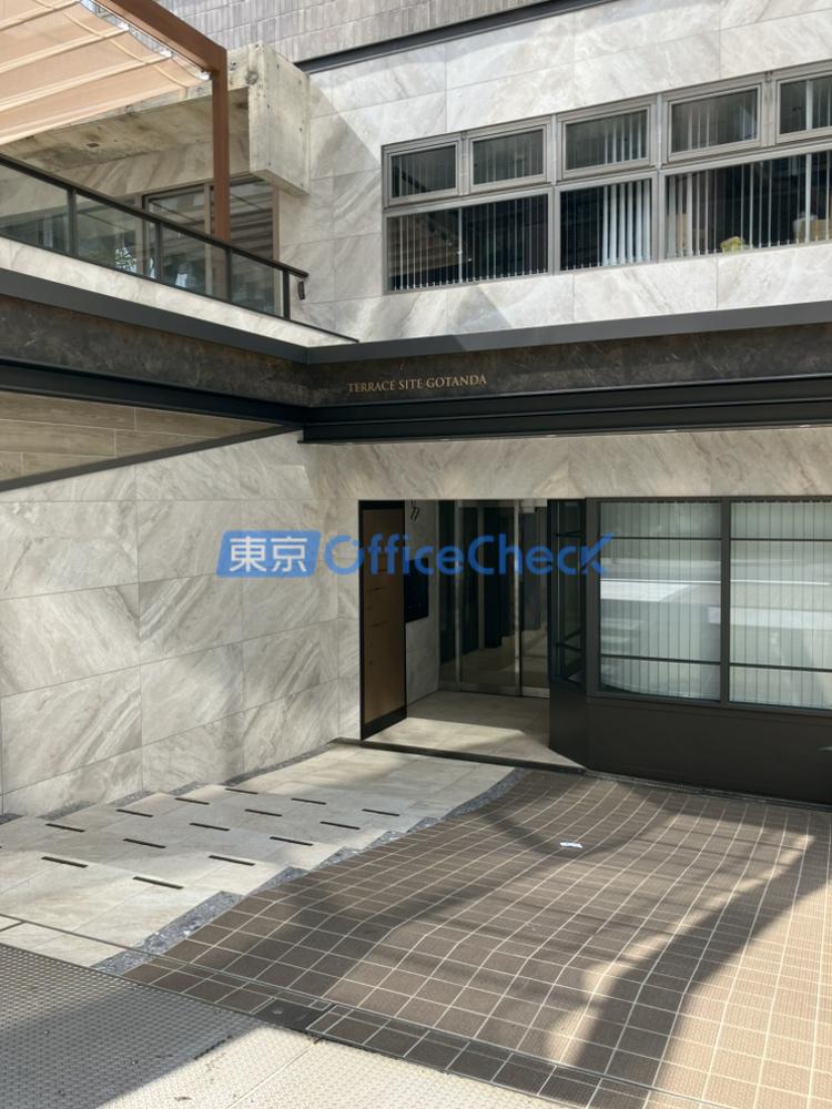 TERRACE SITE GOTANDA