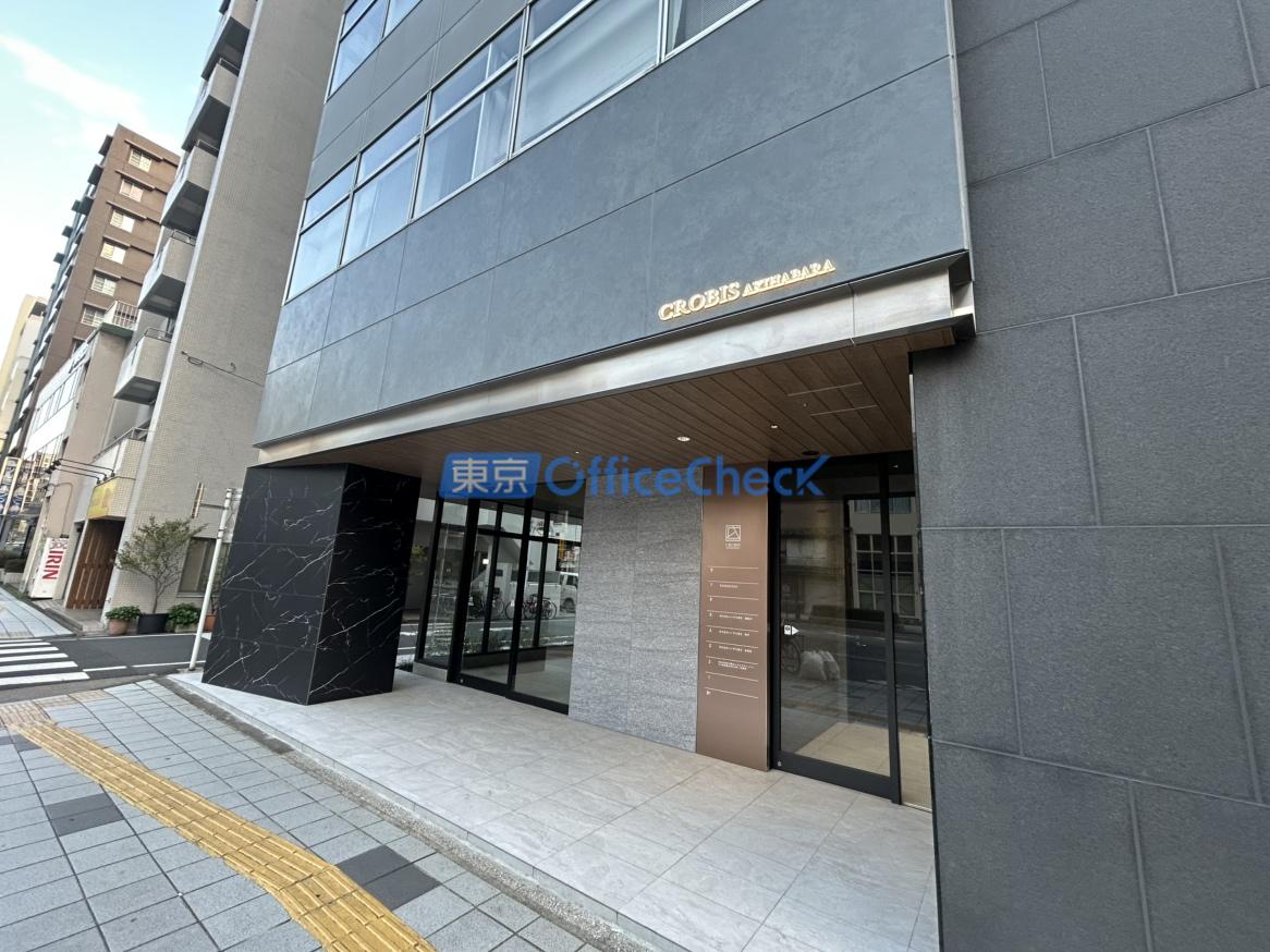 ＣＲＯＢＩＳ 秋葉原