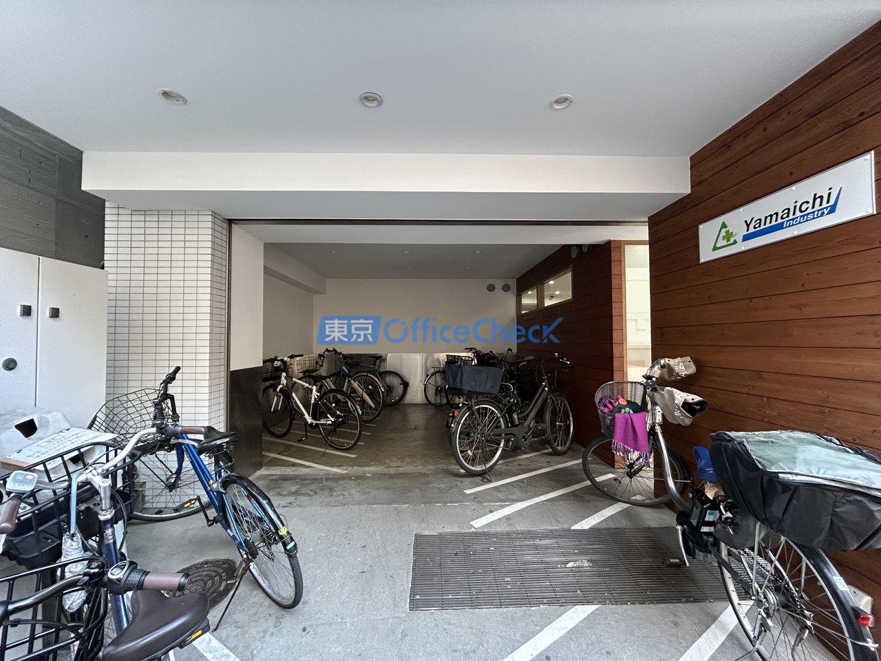 ＰＯＯＬＤＵＣＫ ＢＬＤＧ