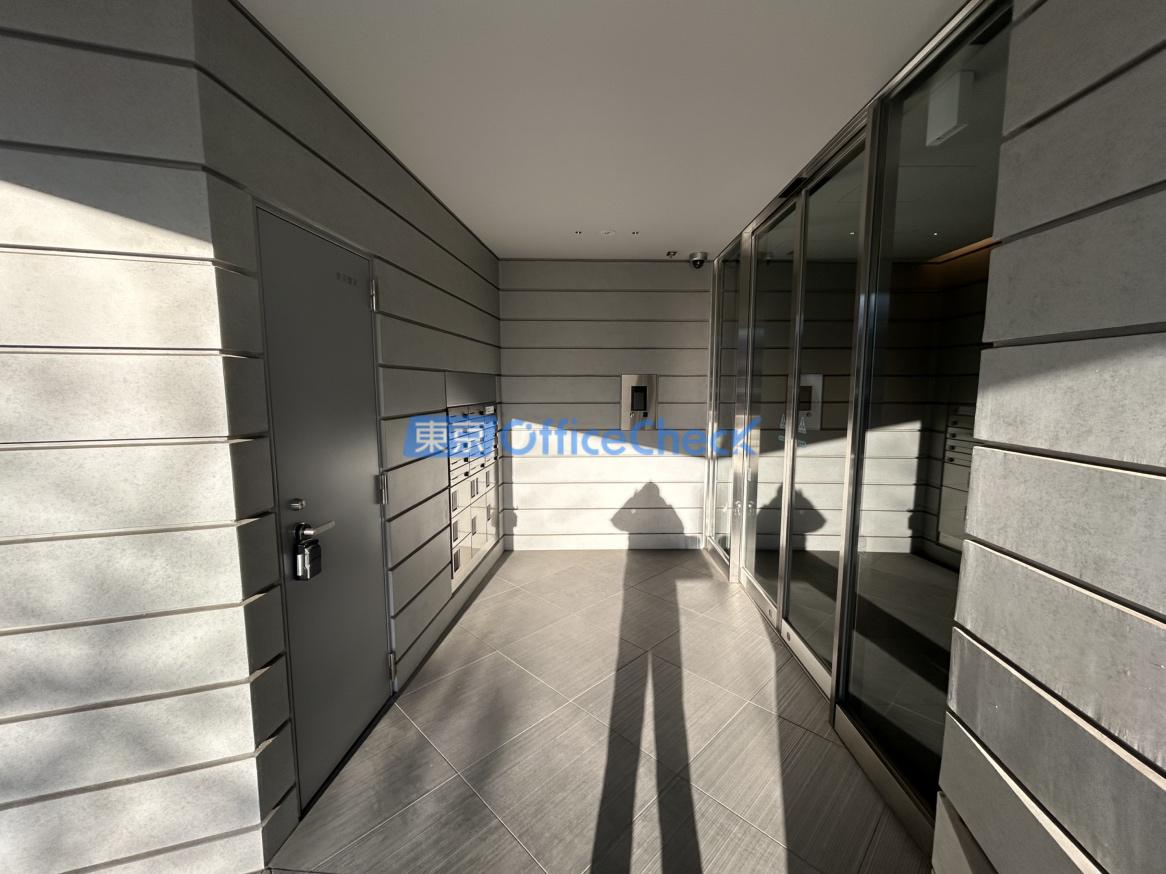 Ｔｈｅ Ｃｏｎ-Ｔｏｕｒ Ｈａｔａｎｏｄａｉ