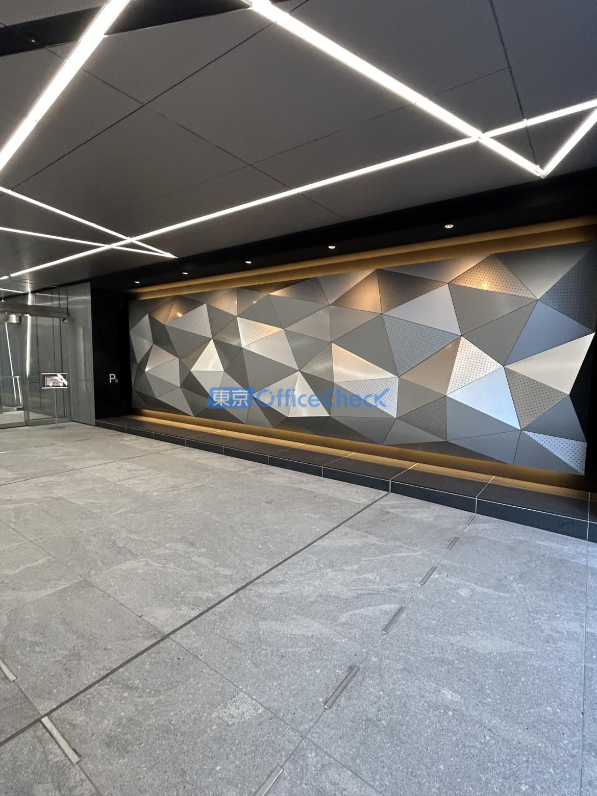 ＣＯＬＯＲ ＵＳ秋葉原