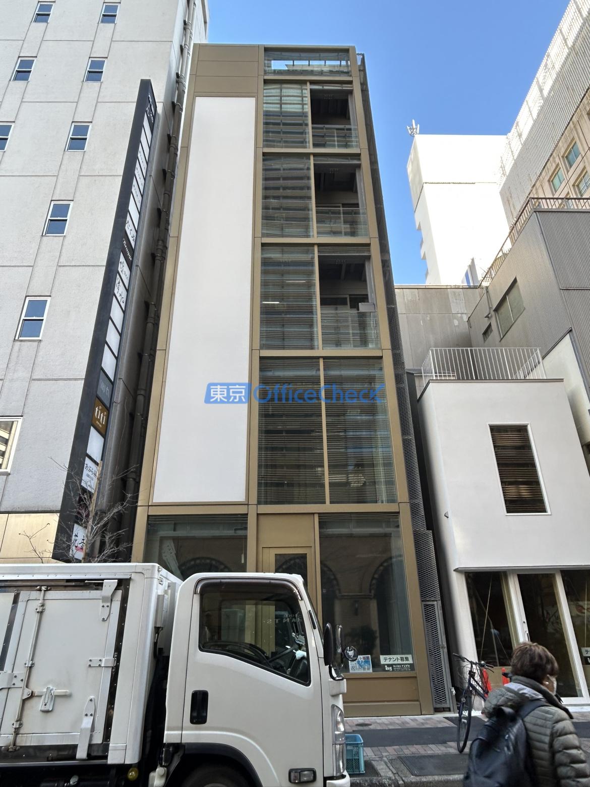 ＬＡＮＤＰＯＯＬ ＧＩＮＺＡ