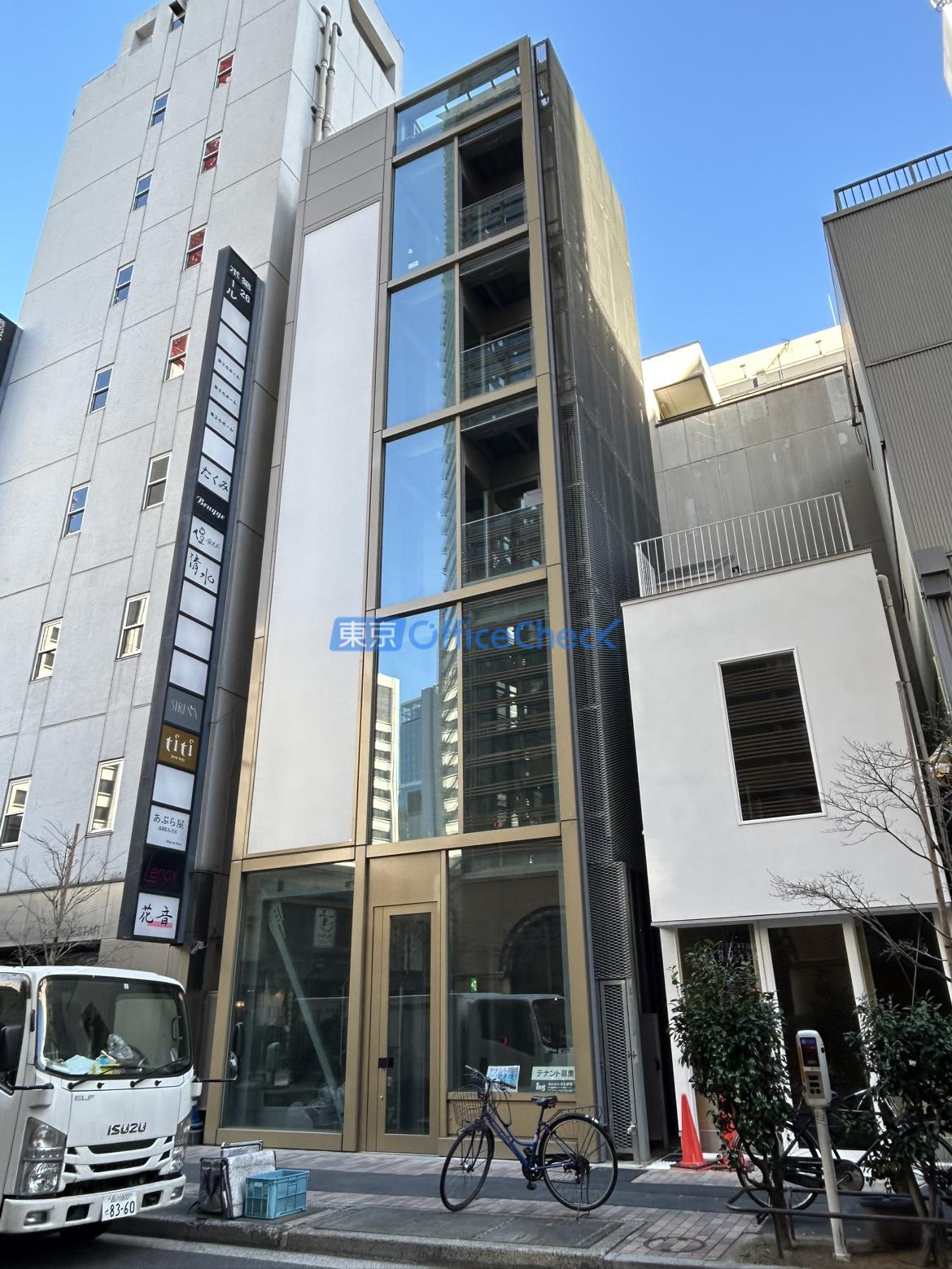 ＬＡＮＤＰＯＯＬ ＧＩＮＺＡ