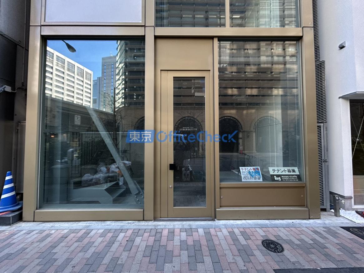 ＬＡＮＤＰＯＯＬ ＧＩＮＺＡ