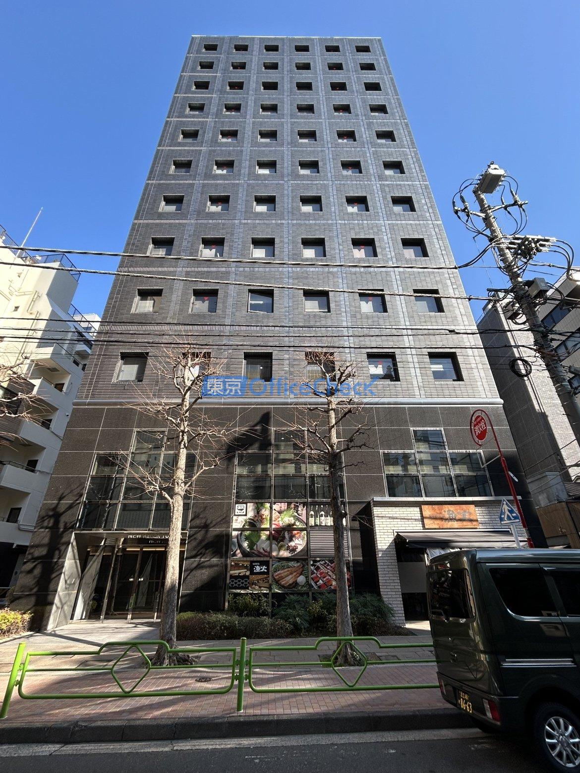 ニューリバータワー