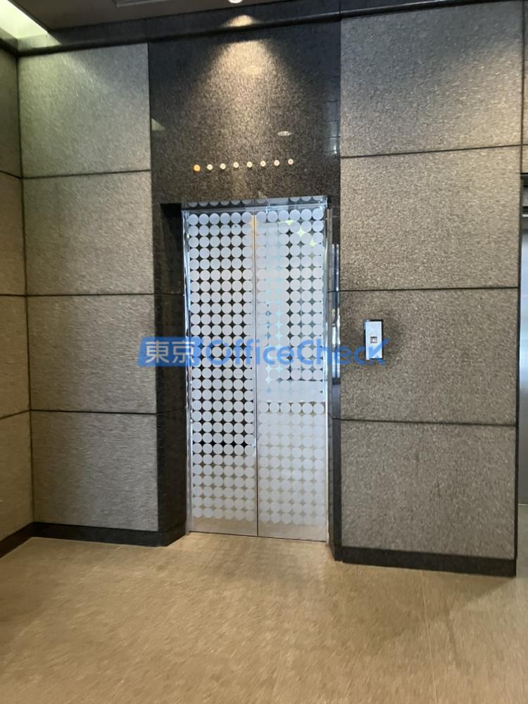 クレインズパークビル