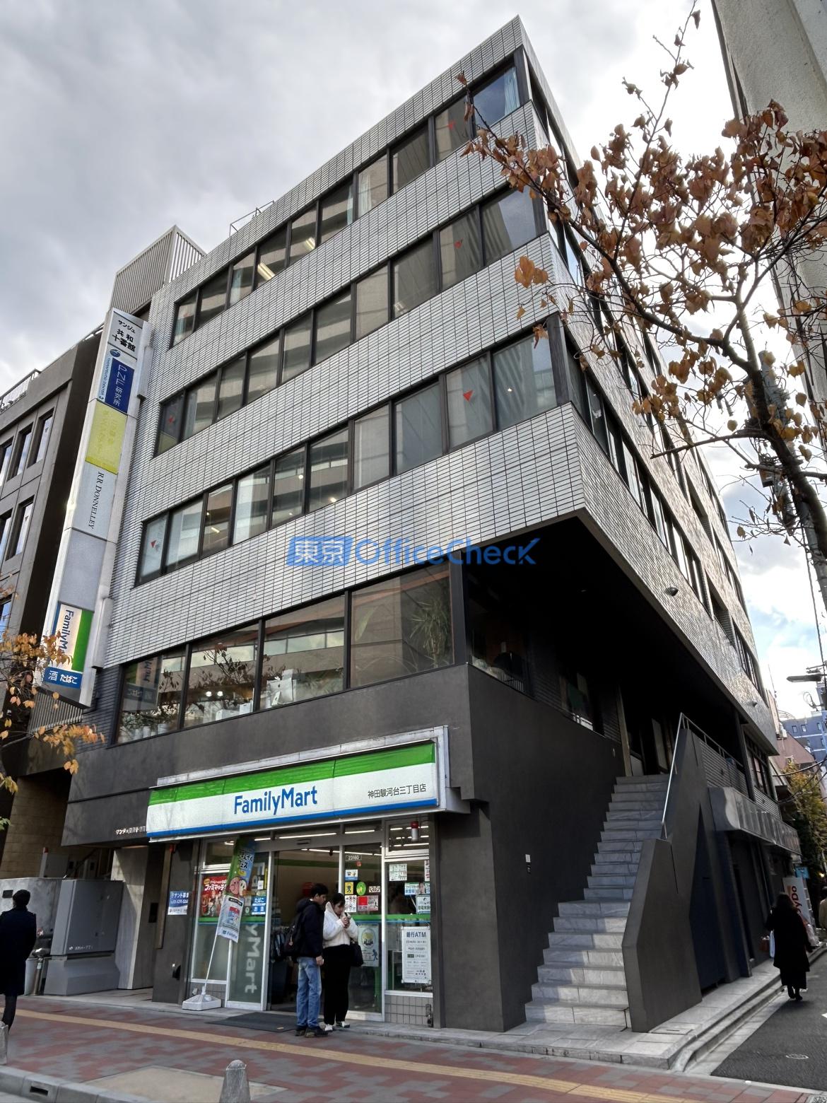 サンジュ共和十番館