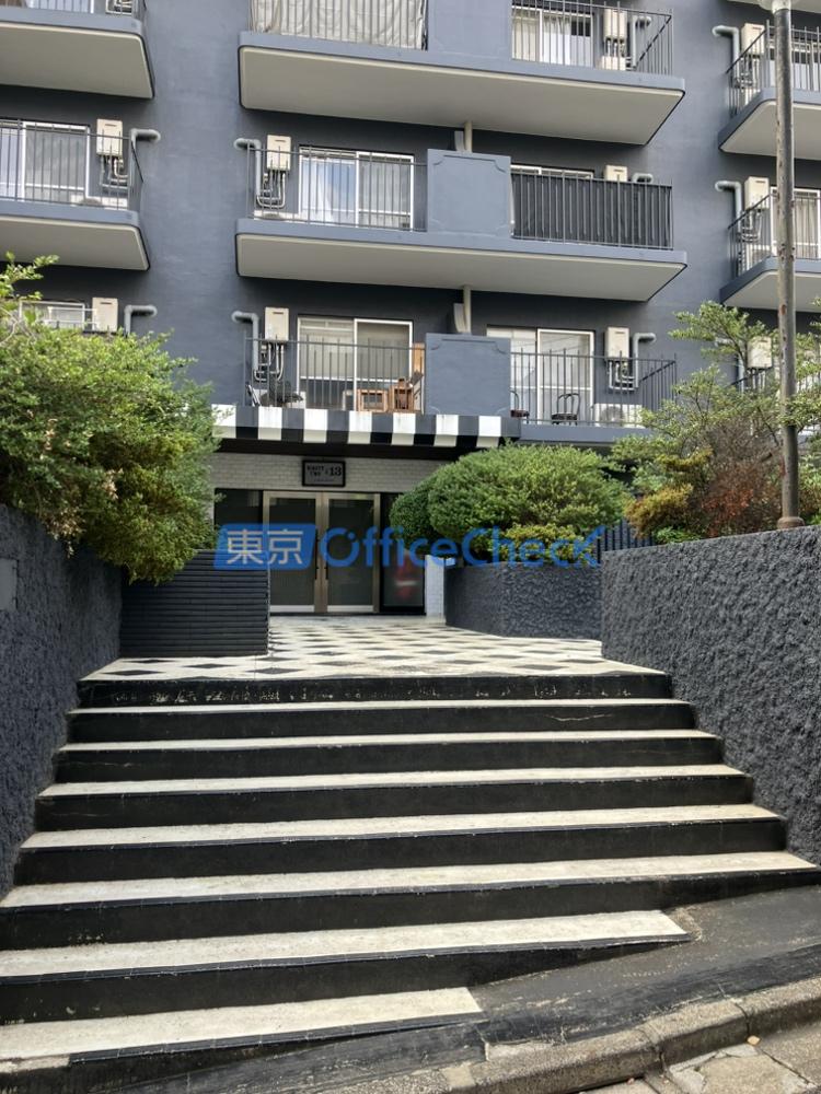 ｎｉｎｅｔｙｔｗｏ １３