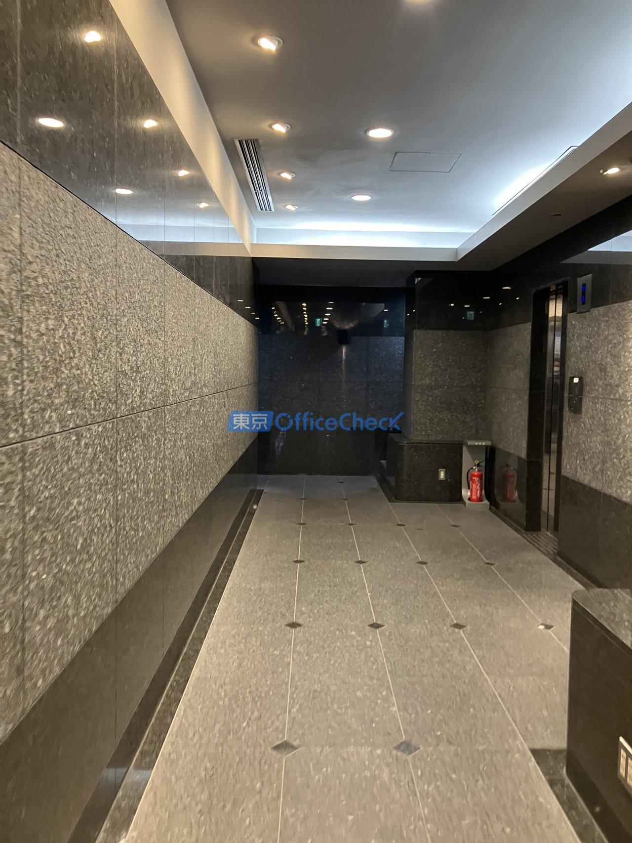 ニューギンザビル6号館