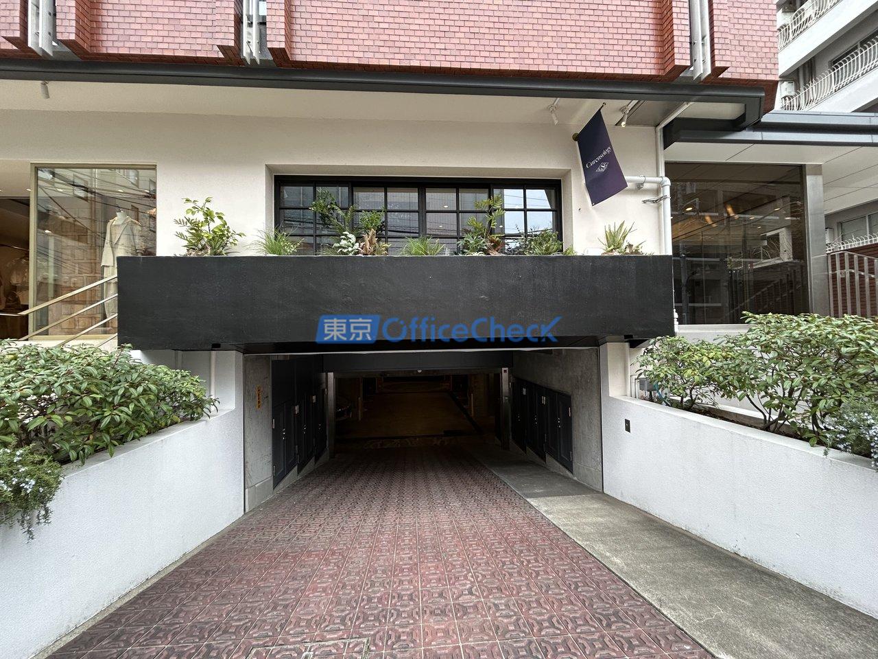 ＷＩＳＥ５１２