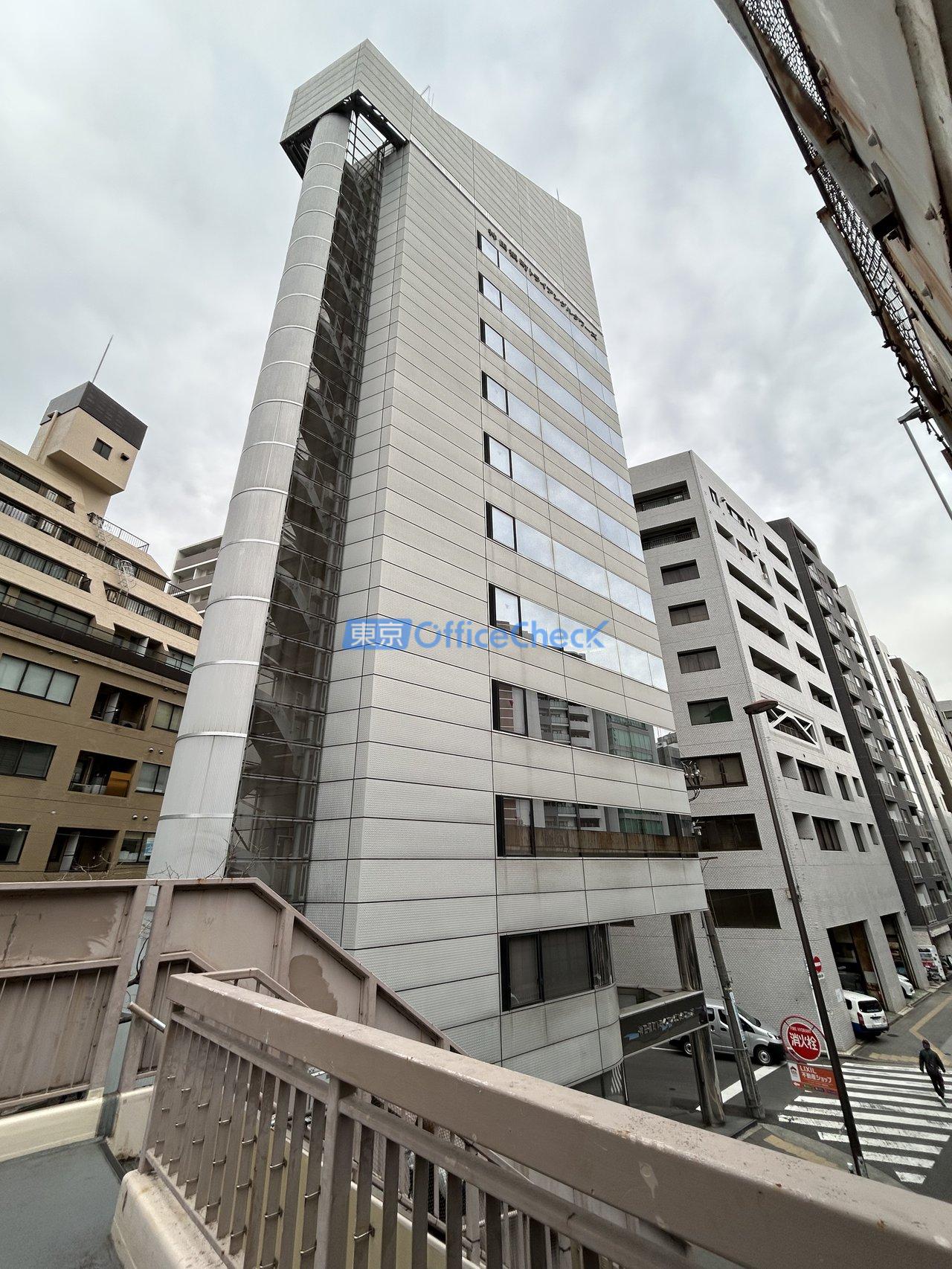 神田槇町トライアングルタワーズ