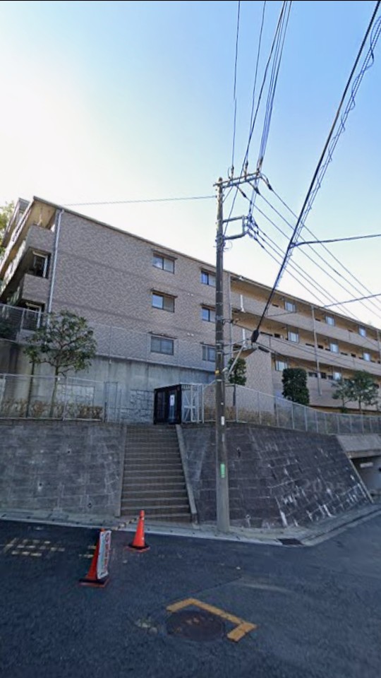 Ｔ’ｓ ｇａｒｄｅｎ横浜岸根公園