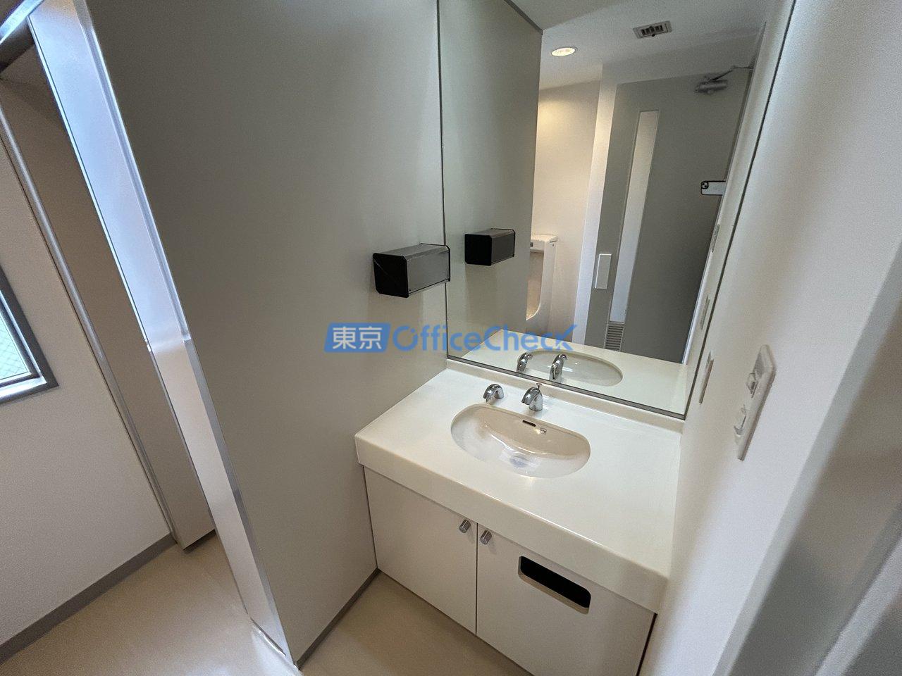 友泉本石町ビル