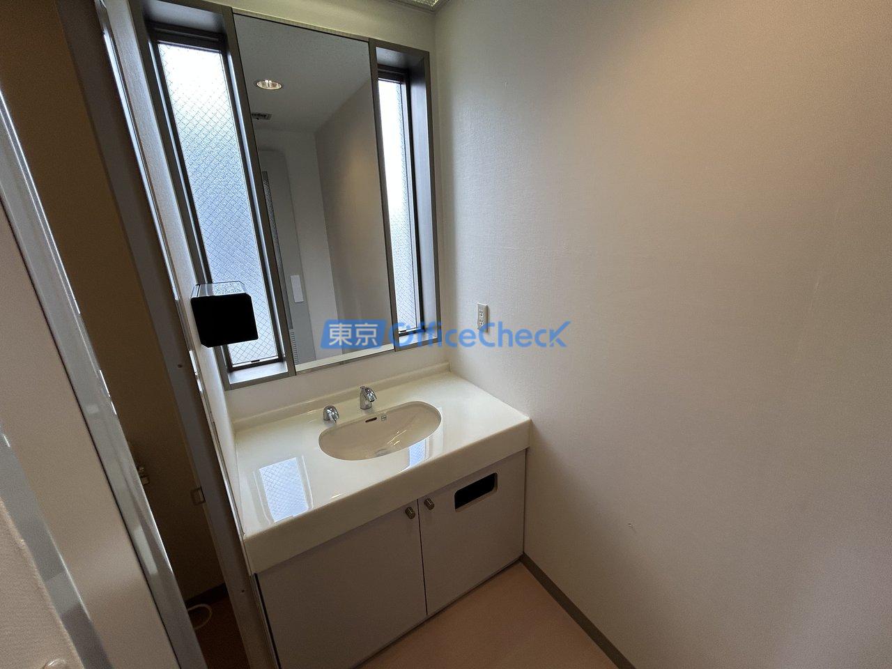 友泉本石町ビル