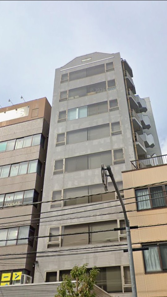 クレセントビル