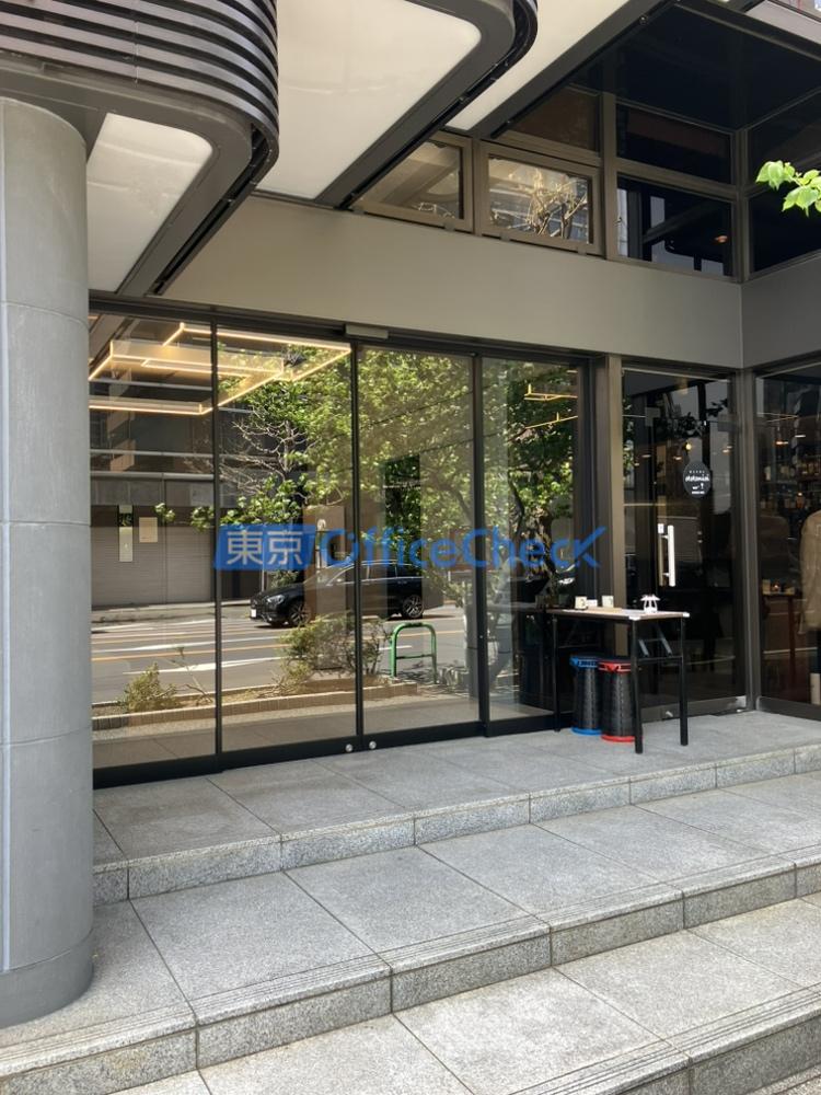 ＴＨＥ ＷＡＶＥＳ ＡＫＩＨＡＢＡＲＡ