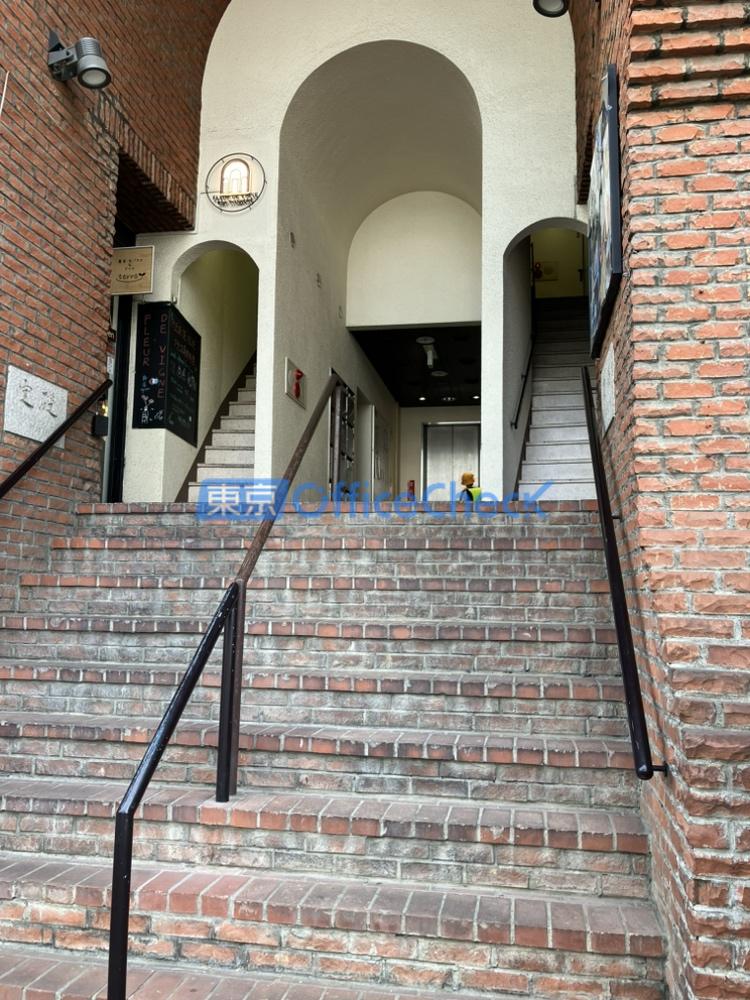 玉柳ビル（テシコ六番町ビル）