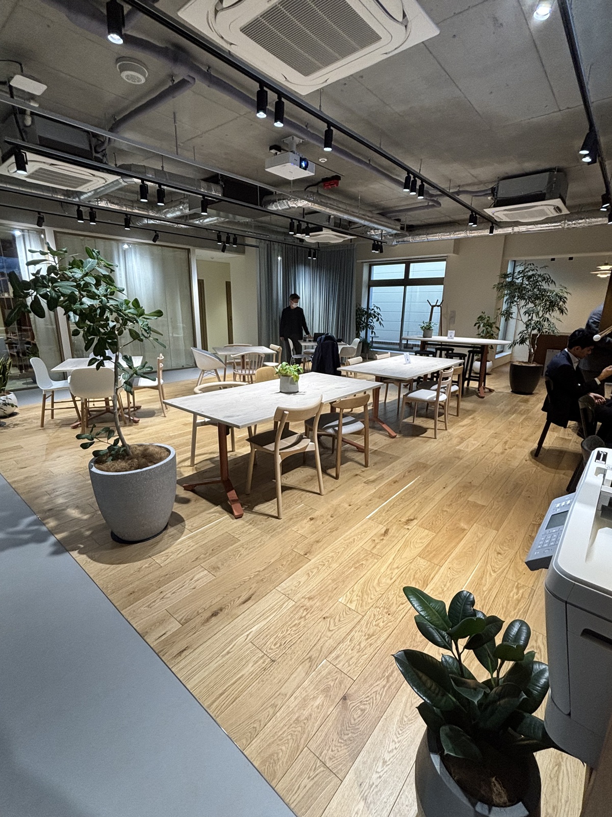 ＡＳＯＯＭ新橋