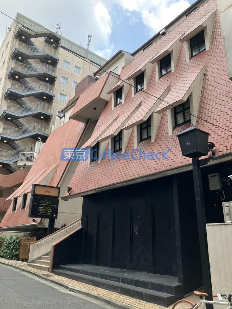 ゼックスバウム館