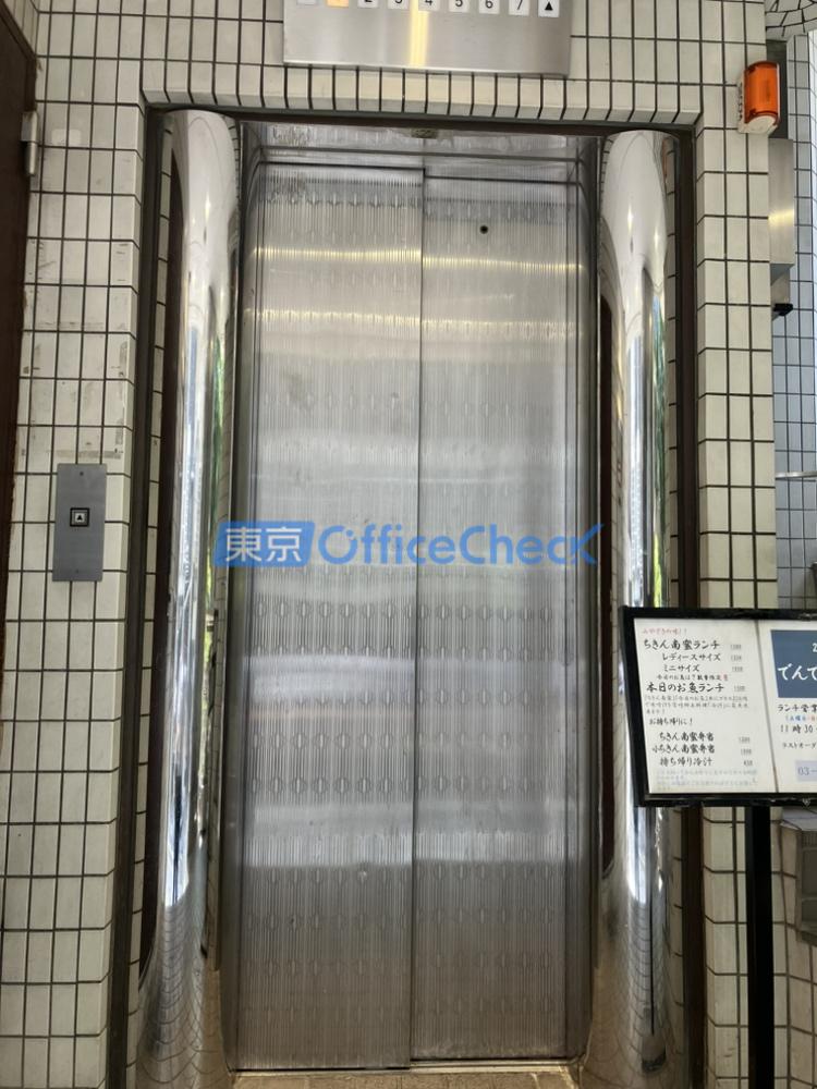 バルビゾン４４