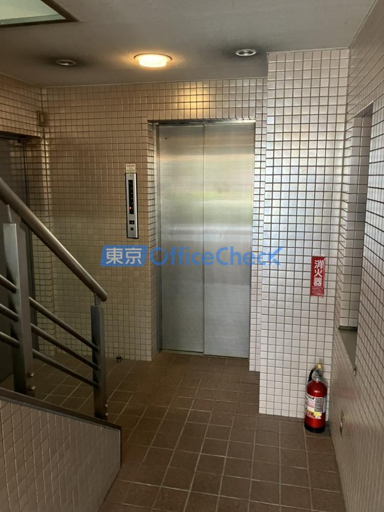 スリーエフビル