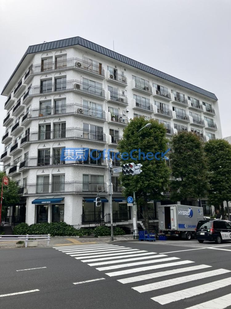 秀和外苑レジデンス