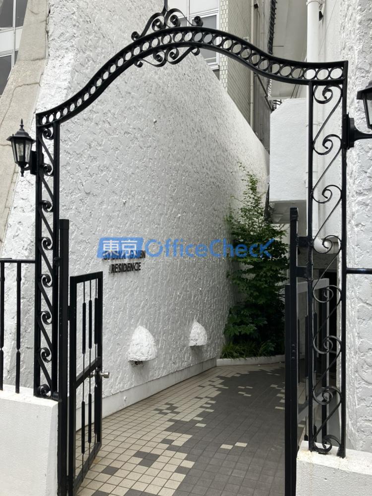 秀和外苑レジデンス