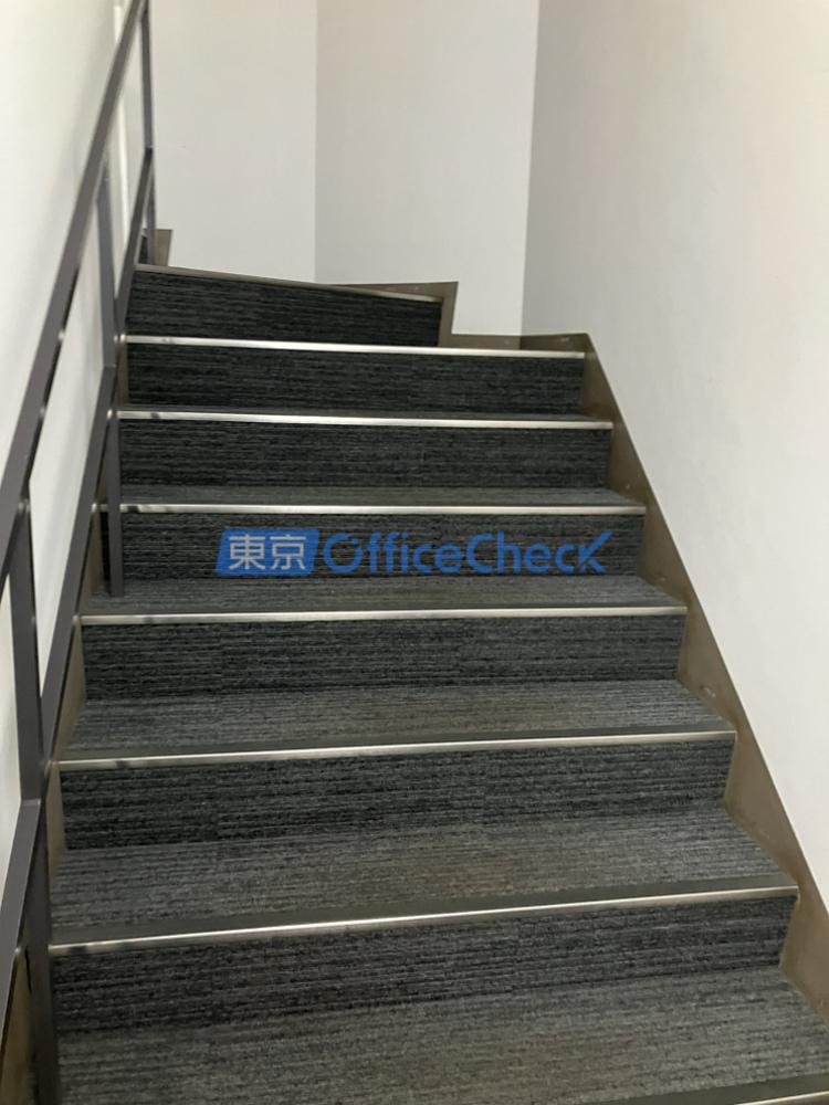 蚕糸会館