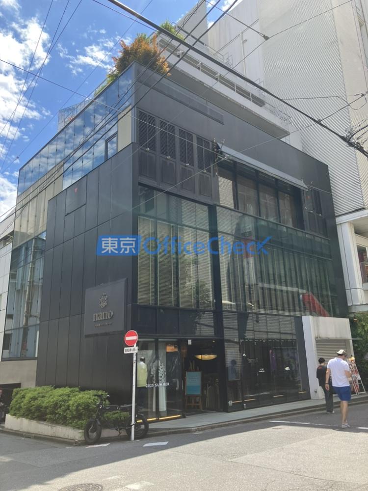 クリスタルポイントビル