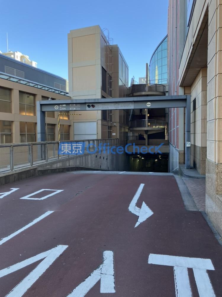 キャロットタワー