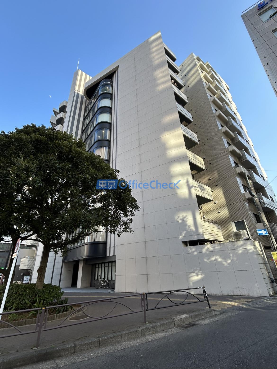 ガーデンクロス新宿御苑