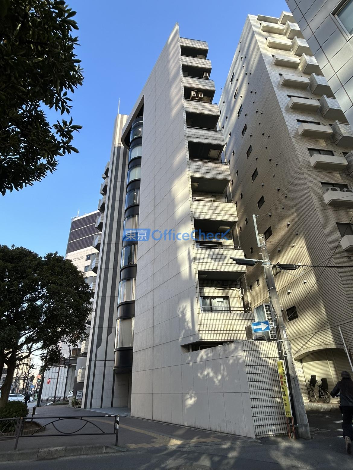 ガーデンクロス新宿御苑