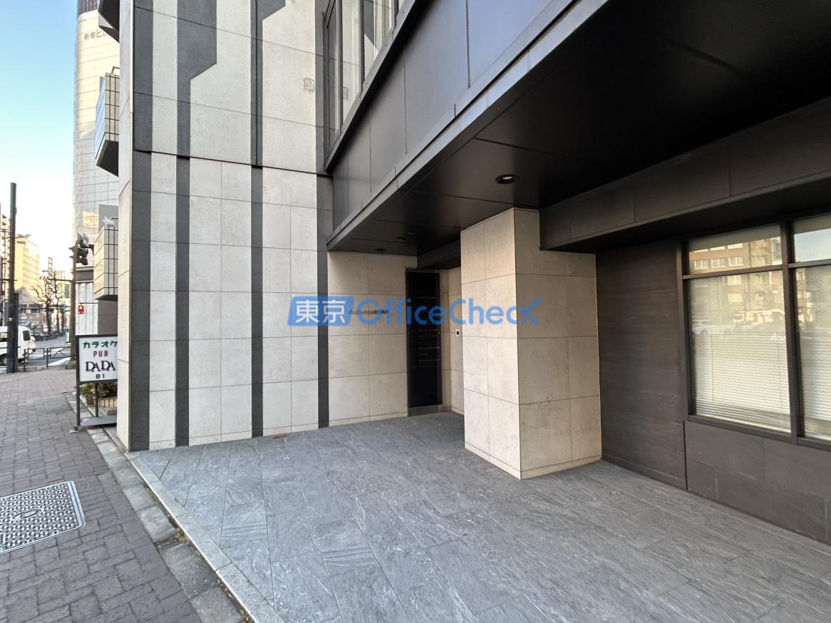 ガーデンクロス新宿御苑