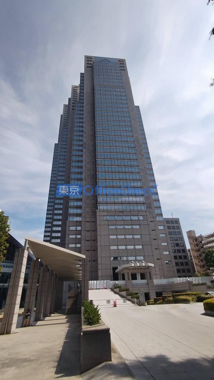 新宿パークタワー