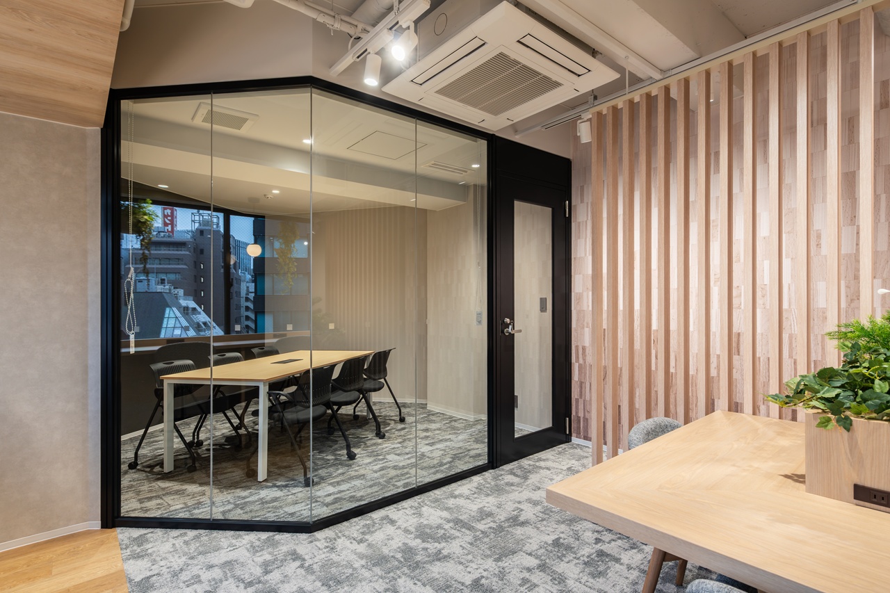 Ｓ-Ｇｌａｎｚ ＫＵＤＡＮ ＢＬＤ.