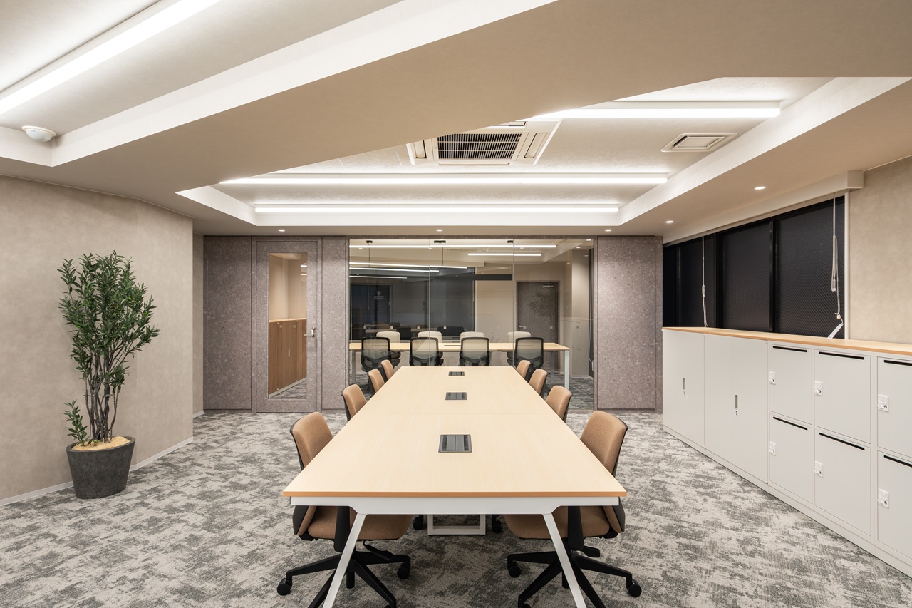 Ｓ-Ｇｌａｎｚ ＫＵＤＡＮ ＢＬＤ.