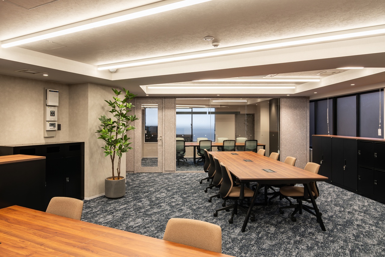 Ｓ-Ｇｌａｎｚ ＫＵＤＡＮ ＢＬＤ.