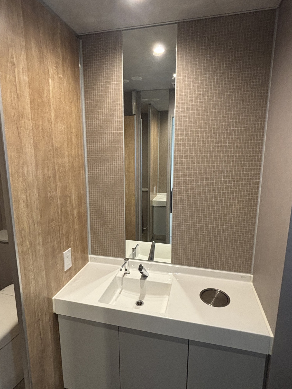 ＡＳＯＯＭ新橋