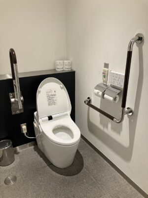 ユニバーサルトイレ