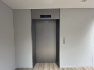 ソラス神保町 6階 16