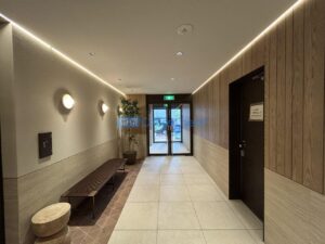 Landman ASAKUSABASHI エントランスホール