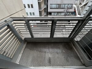 luminous-building-4f 06