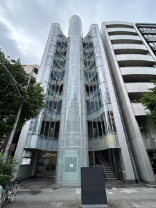 luminous-building-4f 20