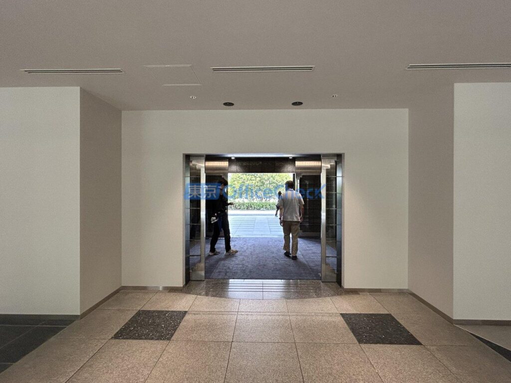 NODEX TOYOCHO 1階 08