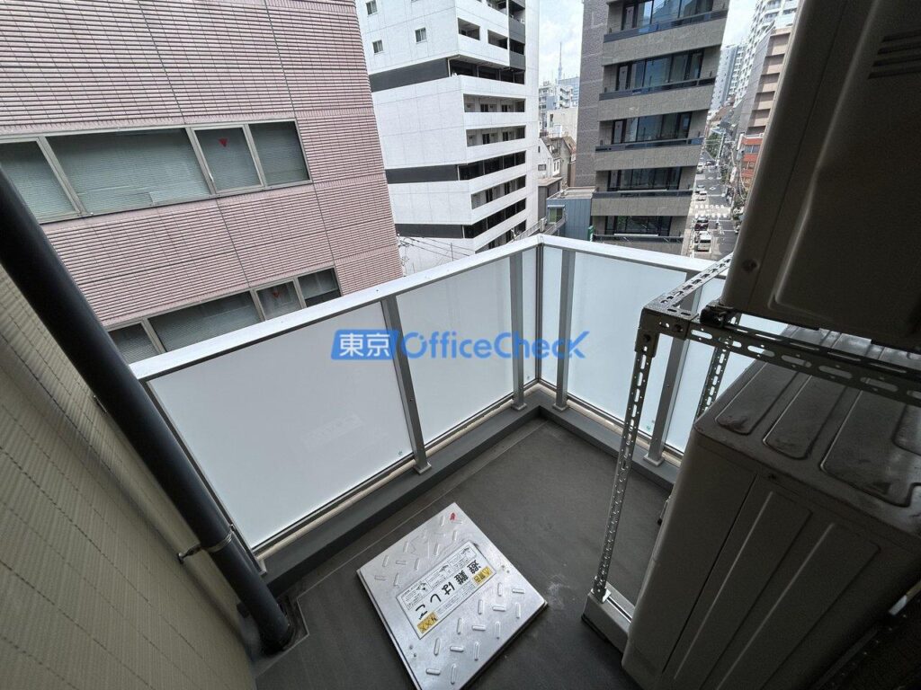 Biz Feel KAYABACHO 6階 23