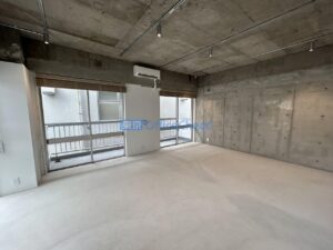 B TRACK（ビートラック）301 16