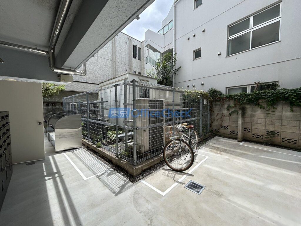 B TRACK（ビートラック）301 35