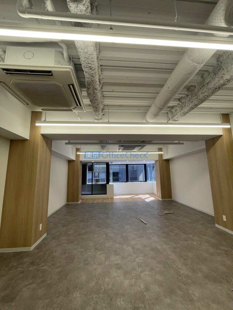 銀座スクエア2階 10